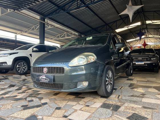 FIAT PUNTO 1.4 ATTRACTIVE 8V FLEX 4P MANUAL