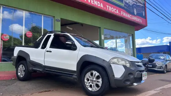 FIAT STRADA 1.8 MPI ADVENTURE CE 16V FLEX 2P MANUAL