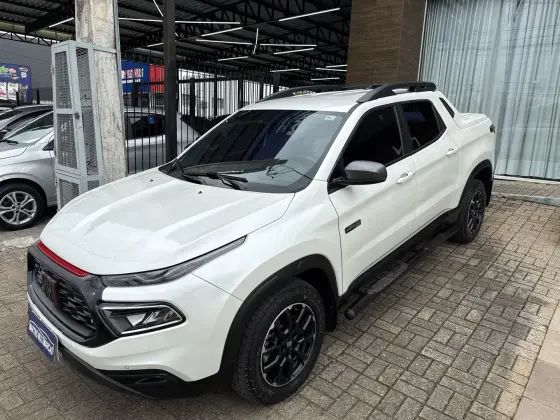 FIAT TORO 2.0 16V TURBO DIESEL ULTRA 4WD AT9