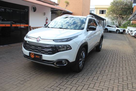 FIAT TORO 2.0 16V TURBO DIESEL VOLCANO 4WD AT9