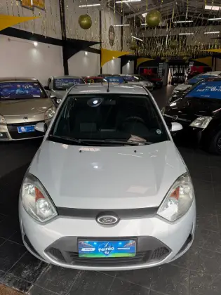 FORD FIESTA 1.0 ROCAM HATCH 8V FLEX 4P MANUAL