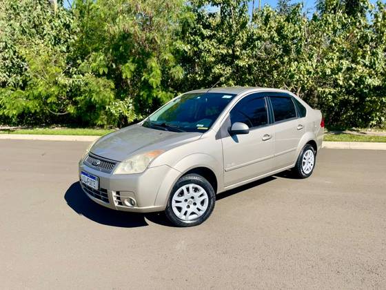 FORD FIESTA 1.6 MPI CLASS HATCH 8V FLEX 4P MANUAL