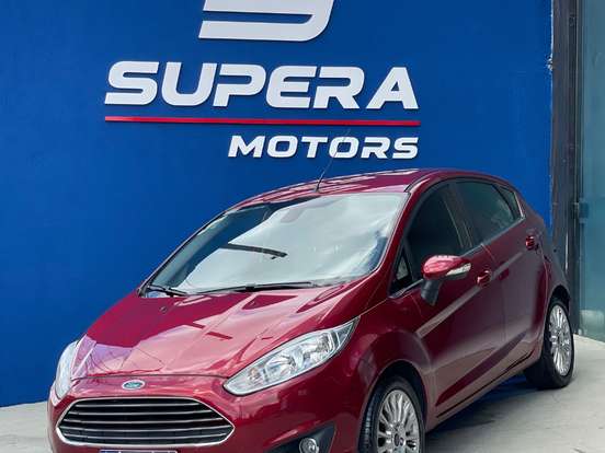 FORD-FIESTA-1.6 TITANIUM PLUS HATCH 16V FLEX 4P POWERSHIFT FORD-FIESTA-2015