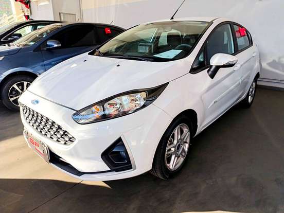 FORD-FIESTA-2017