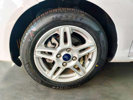 FORD-FIESTA-2017