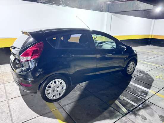 FORD-FIESTA-2017