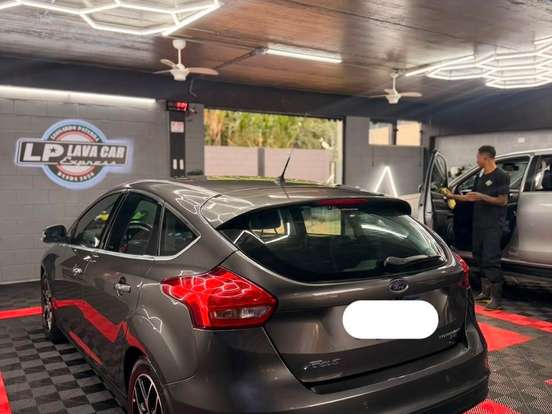 FORD-FOCUS-2.0 TITANIUM FASTBACK 16V FLEX 4P POWERSHIFT FORD-FOCUS-2016