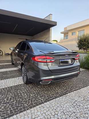 FORD-FUSION-2017