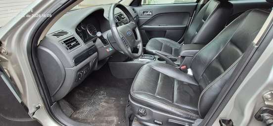 FORD-FUSION-2007