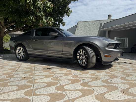 FORD-MUSTANG-2009