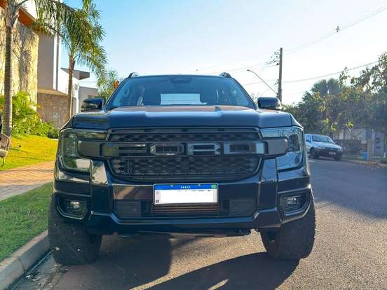 FORD-RANGER-3.0 V6 TURBO DIESEL CD LIMITED 4X4 AUTOMÁTICO FORD-RANGER-2023