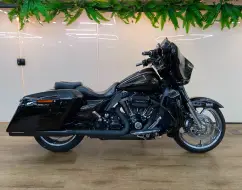 HARLEY-DAVIDSON CVO STREET GLIDE HARLEY-DAVIDSON CVO STREET GLIDE