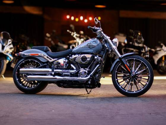 HARLEY-DAVIDSON SOFTAIL BREAKOUT 