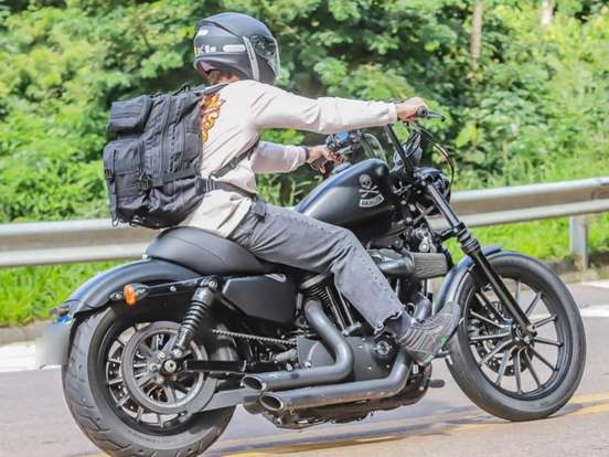 HARLEY-DAVIDSON-SPORTSTER XL 883N IRON HARLEY-DAVIDSON-SPORTSTER XL 883N IRON-2012