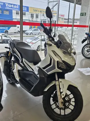 HONDA ADV 
