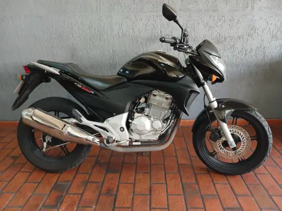 HONDA CB 300R 
