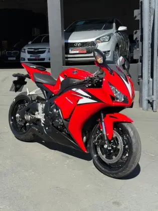 HONDA CBR 1000RR FIREBLADE HONDA CBR 1000RR FIREBLADE