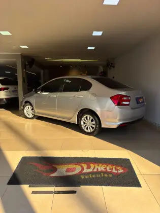 HONDA CITY 1.5 LX 16V FLEX 4P AUTOMÁTICO HONDA CITY 1.5 LX 16V FLEX 4P AUTOMÁTICO