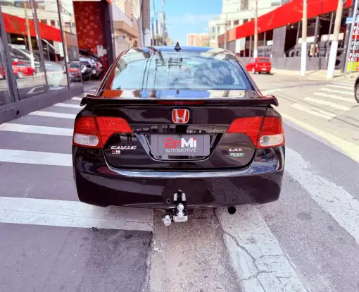 HONDA-CIVIC-2010