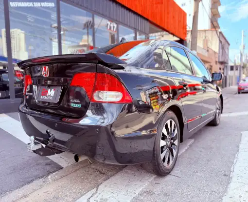 HONDA-CIVIC-2010