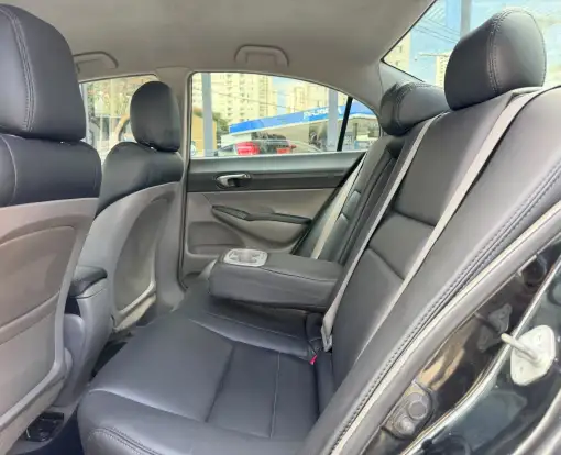 HONDA-CIVIC-2010