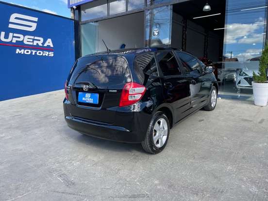 HONDA-FIT-2010