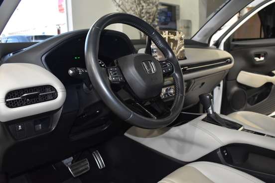 HONDA-ZR-V-2023