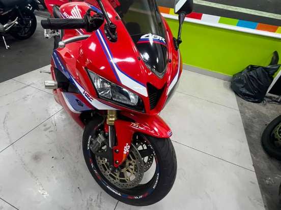 HONDA-CBR 600RR HONDA-CBR 600RR-2013
