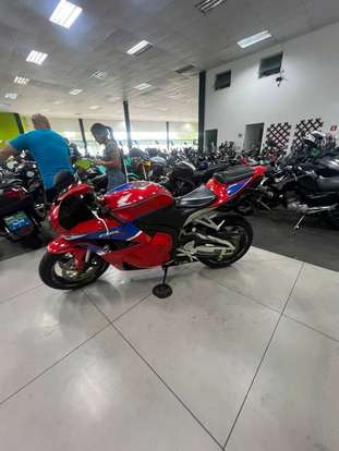HONDA-CBR 600RR-2013