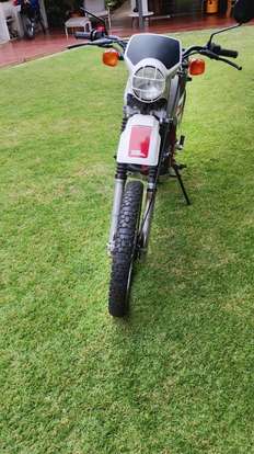 HONDA-XL 250R HONDA-XL 250R-1983
