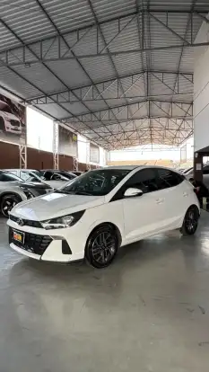 HYUNDAI-HB20-2022