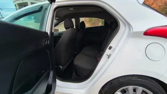 HYUNDAI-HB20-2016