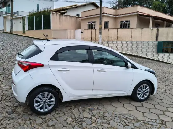HYUNDAI-HB20-1.0 COMFORT PLUS 12V FLEX 4P MANUAL HYUNDAI-HB20-2016