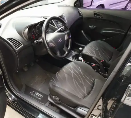 HYUNDAI-HB20-2015