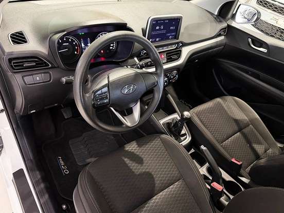 HYUNDAI-HB20-2022
