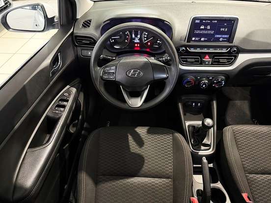 HYUNDAI-HB20-2022