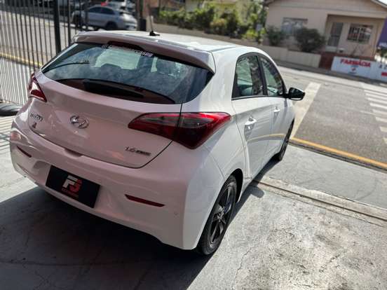 HYUNDAI-HB20-1.6 PREMIUM 16V FLEX 4P MANUAL HYUNDAI-HB20-2013