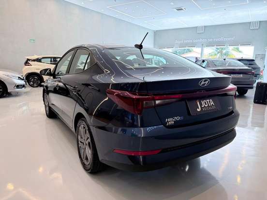 HYUNDAI-HB20S-2024
