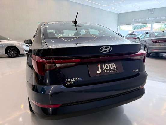 HYUNDAI-HB20S-2024