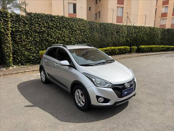 HYUNDAI HB20X 1.6 16V STYLE FLEX 4P AUTOMÁTICO