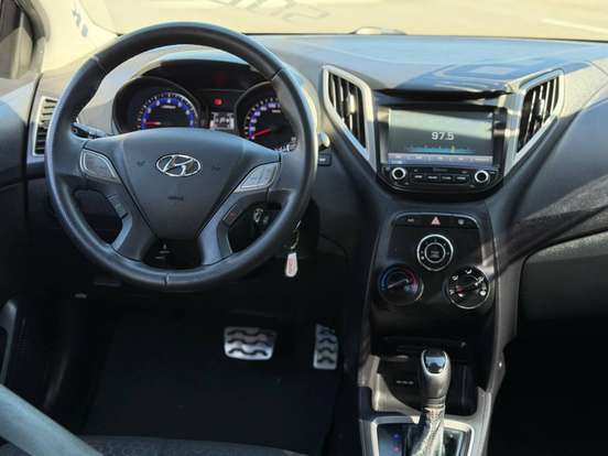 HYUNDAI-HB20X-2018