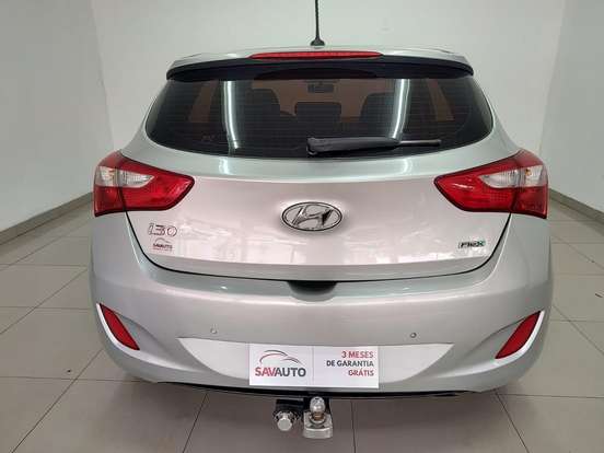HYUNDAI-I30-2012
