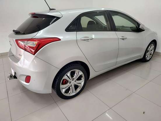 HYUNDAI-I30-1.6 MPFI 16V FLEX 4P AUTOMÁTICO HYUNDAI-I30-2012