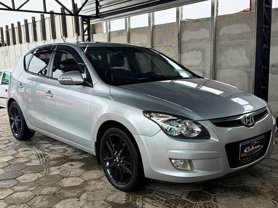 HYUNDAI I30 2.0 MPI 16V GASOLINA 4P MANUAL