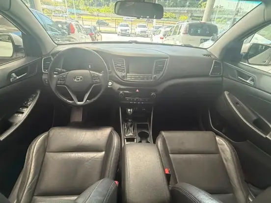 HYUNDAI-TUCSON-1.6 16V T-GDI GASOLINA GLS ECOSHIFT HYUNDAI-TUCSON-2017