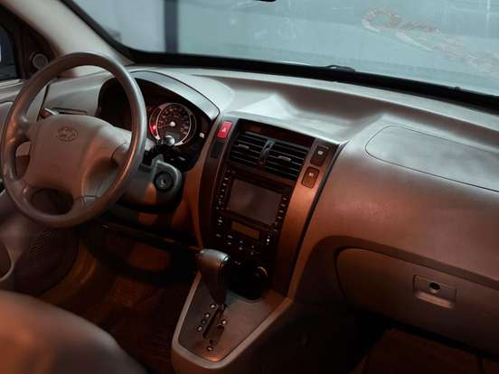 HYUNDAI-TUCSON-2014