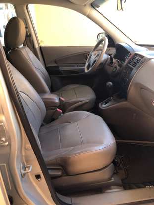 HYUNDAI-TUCSON-2012