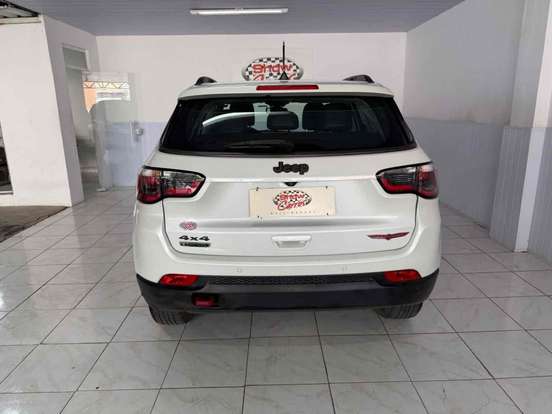 JEEP-COMPASS-2.0 16V DIESEL TRAILHAWK 4X4 AUTOMÁTICO JEEP-COMPASS-2017