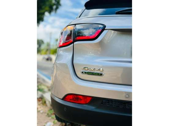 JEEP-COMPASS-2020