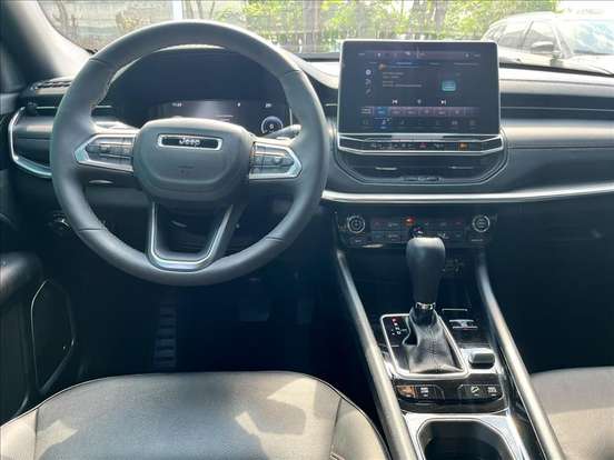 JEEP-COMPASS-2024